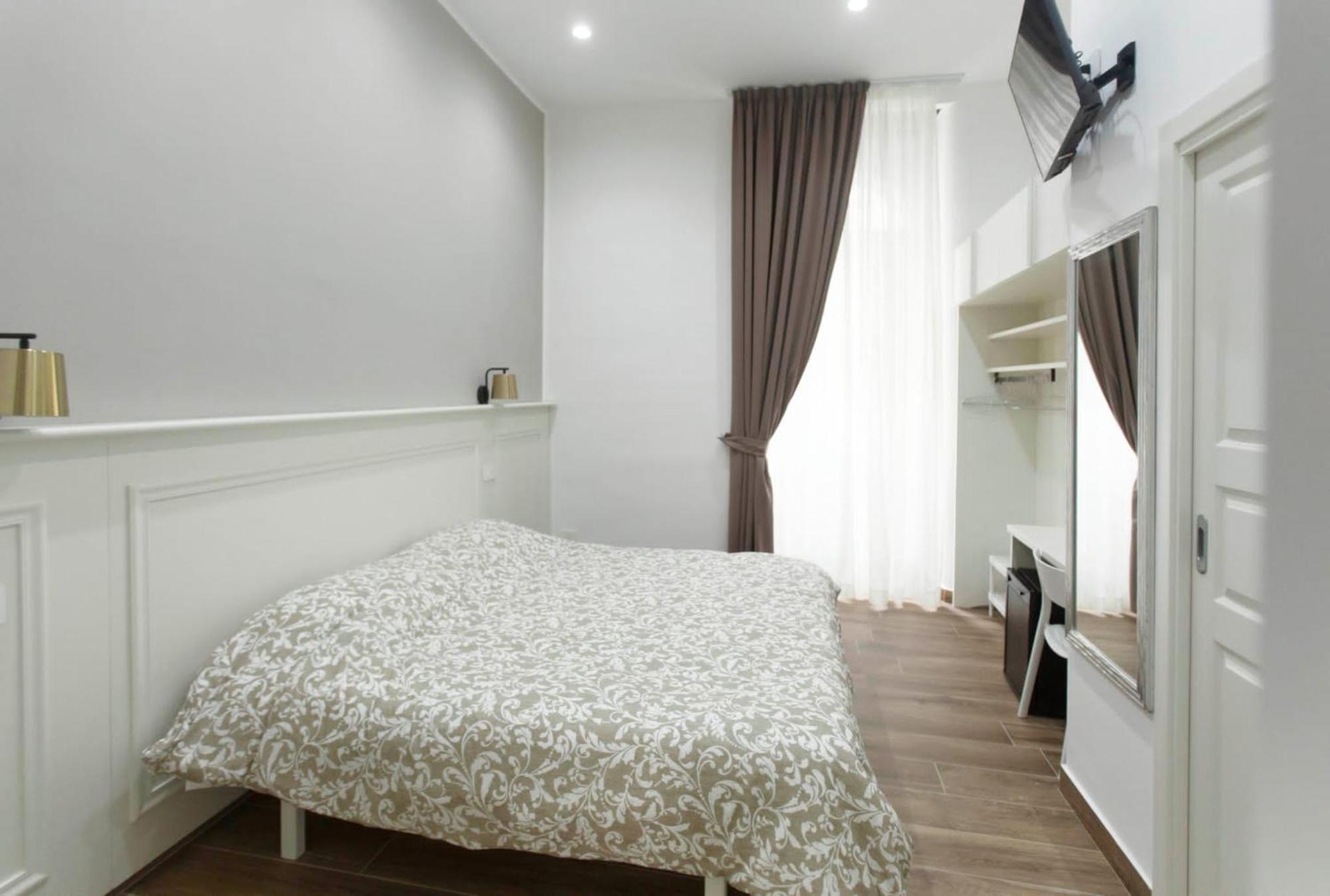 Vomero House Napoli Bagian luar foto
